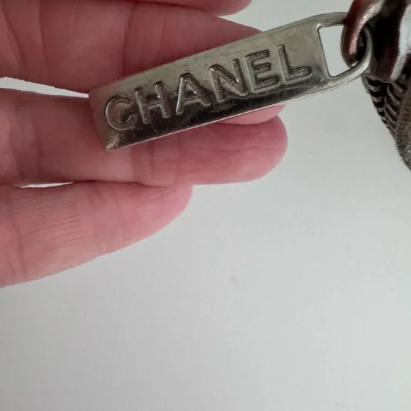 Chanel Silver Wallet - fair condition, quite a bit of wear - taking offers - Picture 3 of 10